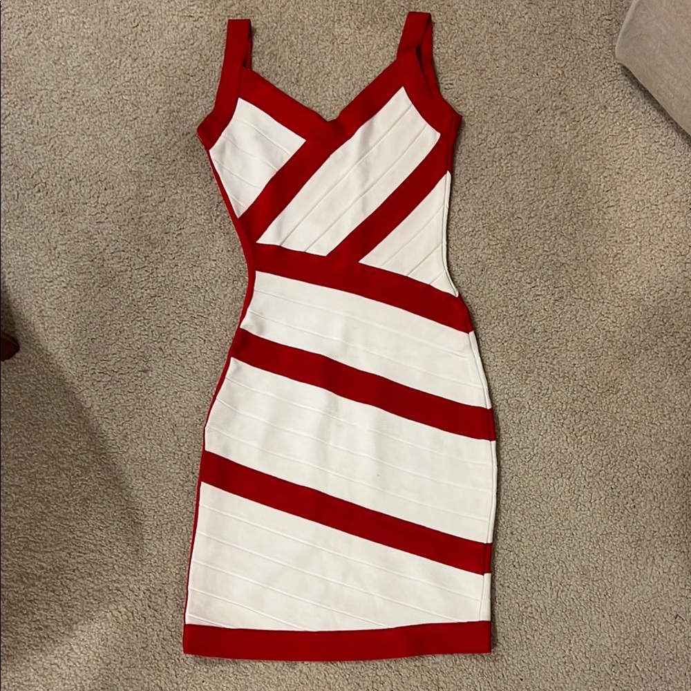 Herve Leger Red and White V-Neck Bodycon Mini Dress